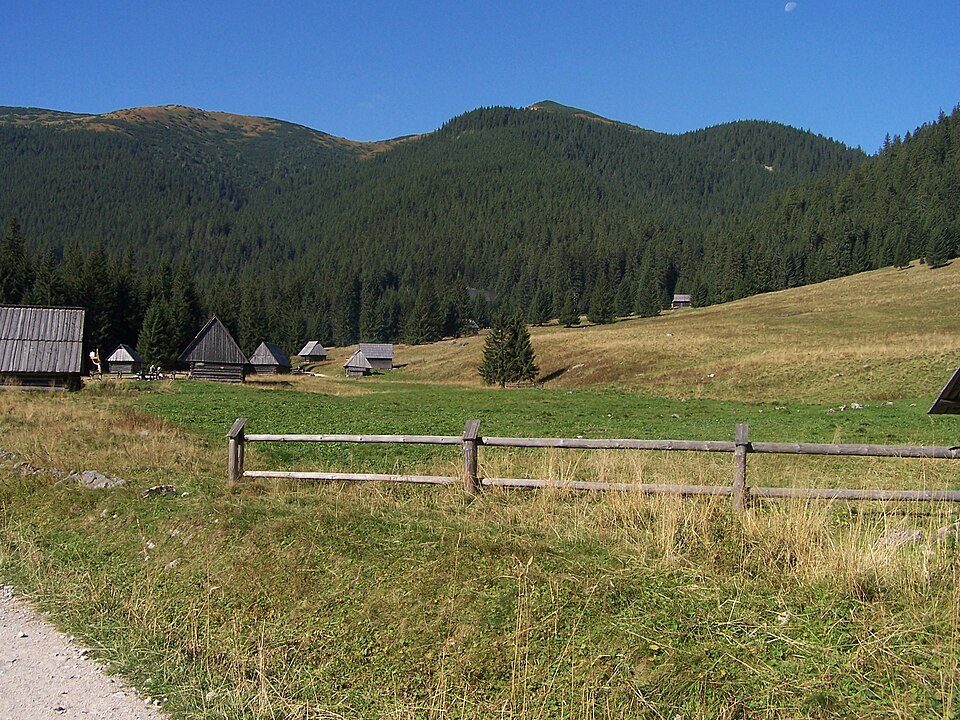 Łuczniańska Przełęcz