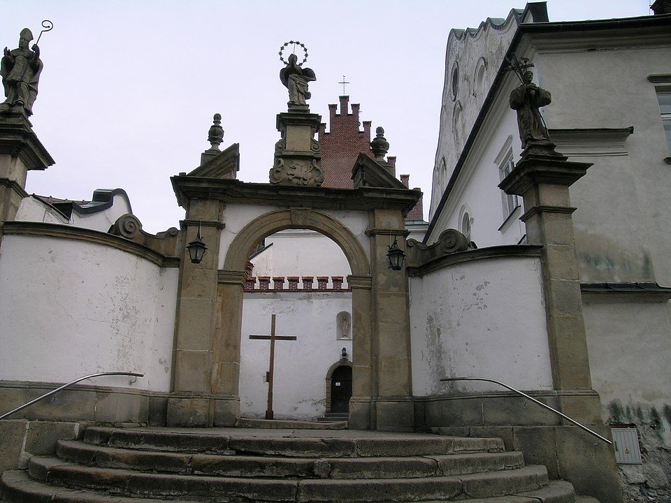 Szczyrzyc - Ciecień