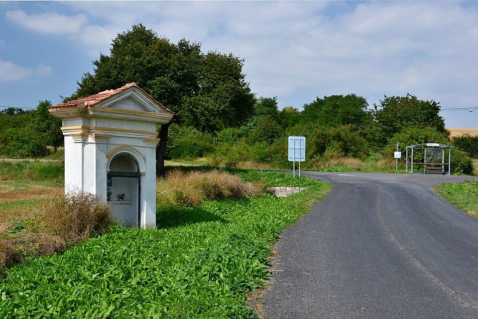 NS Holedeč - lesní putování s Hopíkem
