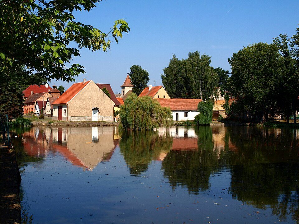 NS Z Mutějovic na hrad Džbán