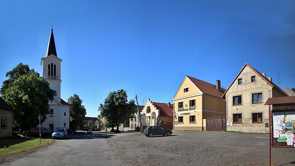 NS Z Mutějovic na hrad Džbán