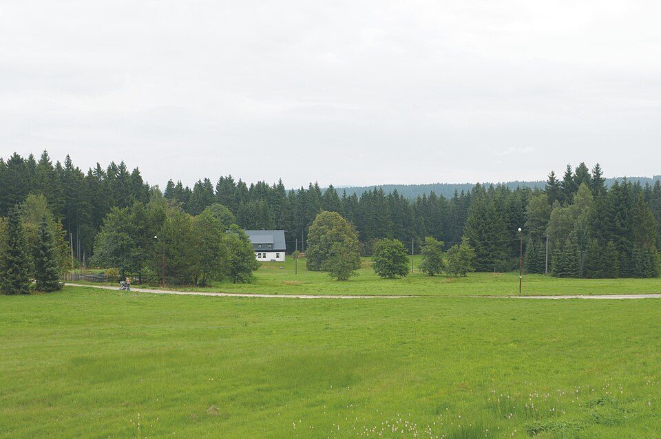 Verbindung Rundwanderwege Steinbachtal - Auersberg