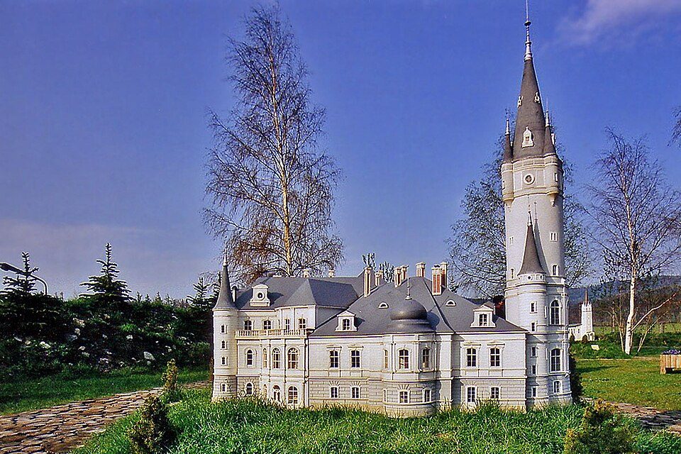 Do punktu widokowego Brzeźnik