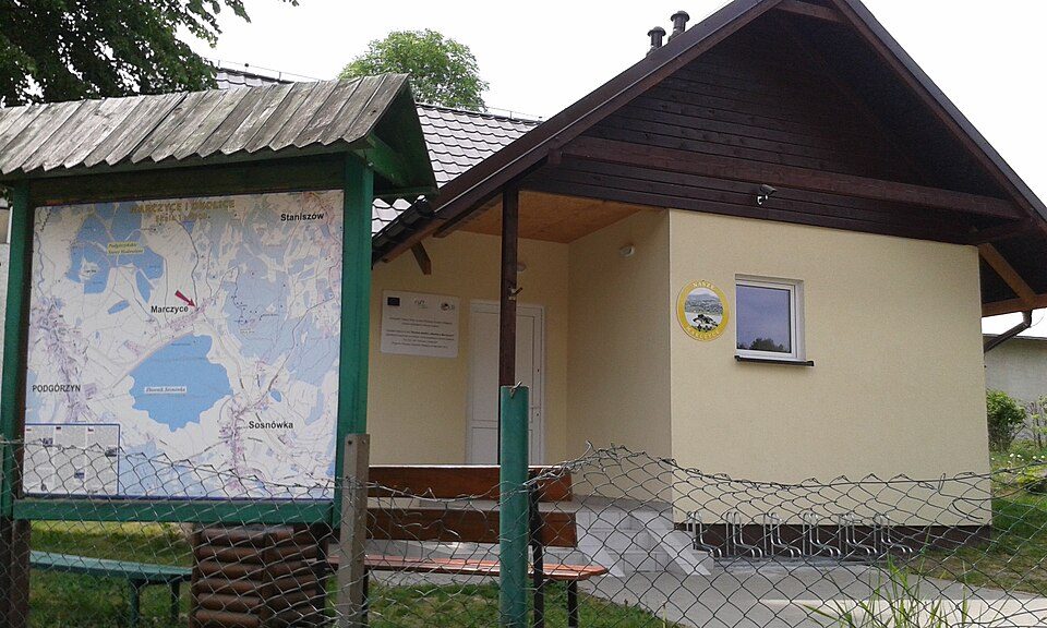 rozdroże pod Chmielnikiem- rozdroże Polana