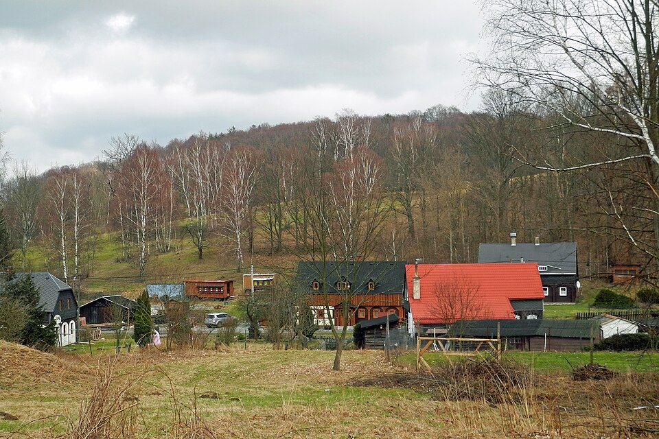 Neusalza-Spremberg - Grossdehsa (gelber Strich)