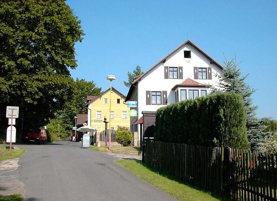 NS Okolím Hřenska
