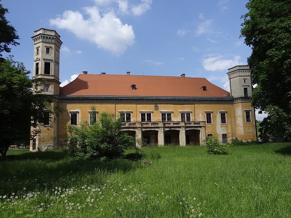 Dolní Beřkovice (zámek)