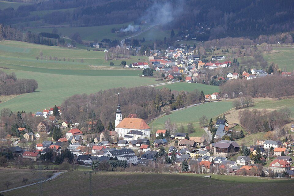 Bieleboh - Czorneboh (gelber Strich)