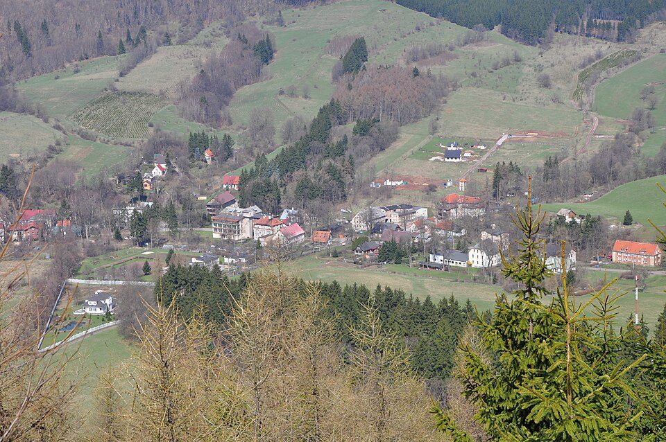 Przełęcz Sokołowska – Przełęcz pod Szpiczakiem