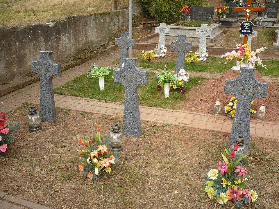 Ludwikowice Kłodzkie – Jugów