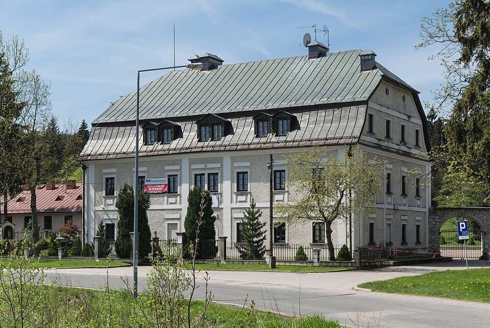Zielony szlak dojściowy do ruin Fortu Karola