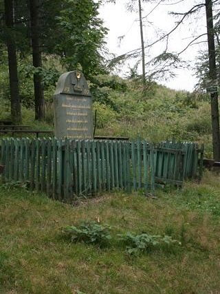 Szlak do nieistniejącej chatki "Wysoki Zamek"