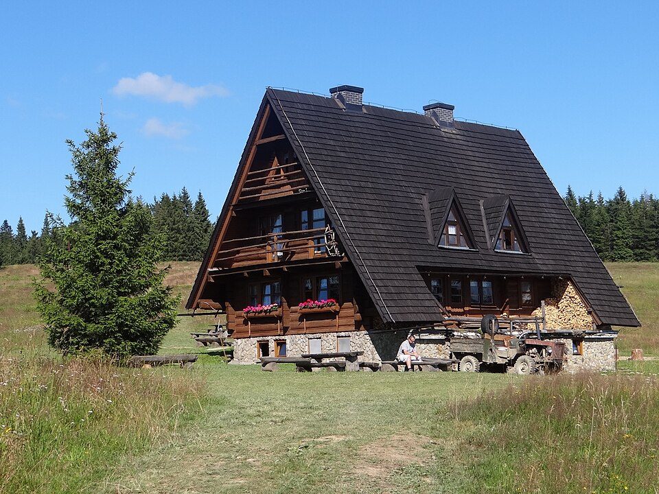 Bacówka PTTK na Krawcowym Wierchu